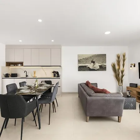 Infinity Views 3 By Escape Villa