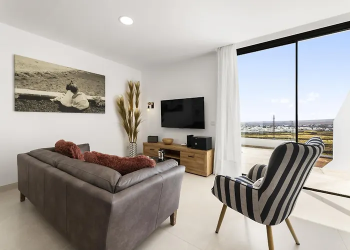 Infinity Views 3 By Escape * Tahiche