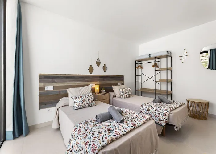 Infinity Views 3 By Escape Villa Tahiche