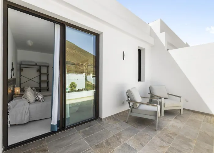 Infinity Views 3 By Escape * Tahiche